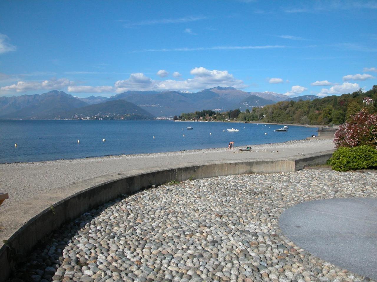 Villa Maria Lago Maggiore Рено-ди-Леджуно Экстерьер фото