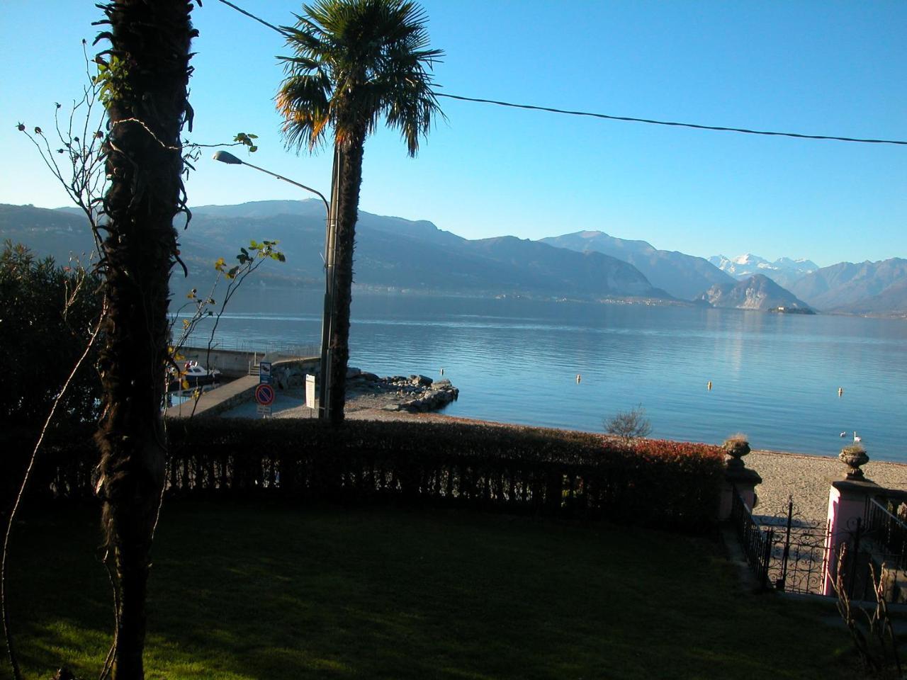Villa Maria Lago Maggiore Рено-ди-Леджуно Экстерьер фото